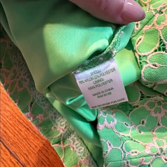 Lilly Pulitzer Hyacinth Two-Tone Lace Pencil Skirt - Picture 6 of 7